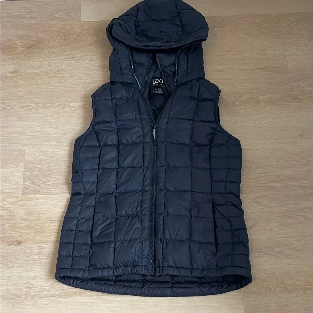 Burton AK Women’s Puffer  Dark Quilted Hooded Large Vest - Picture 4 of 9